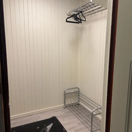 Til Leie For 3-5 Personer Naer Bussforbindelsen Apartment Tromsø