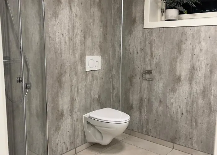 Til Leie For 3-5 Personer Naer Bussforbindelsen Apartamento Tromsø